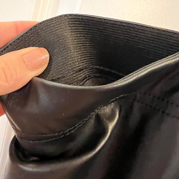 H&M Womens 3X Black VEGAN Leather Pants - Picture 2 of 9